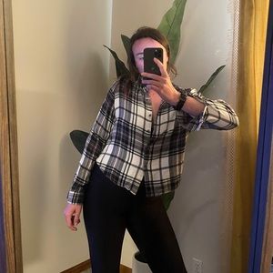 Black and White Plaid Crop Flannel